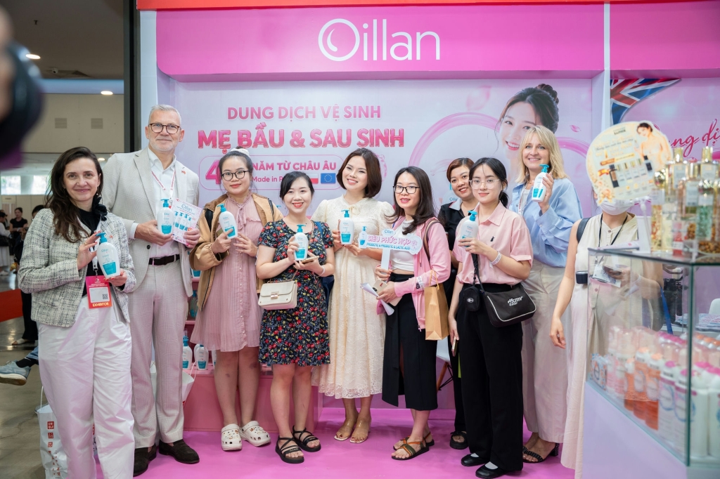 Oillan – Dung dịch vệ sinh mẹ và bé 45 năm từ châu Âu
