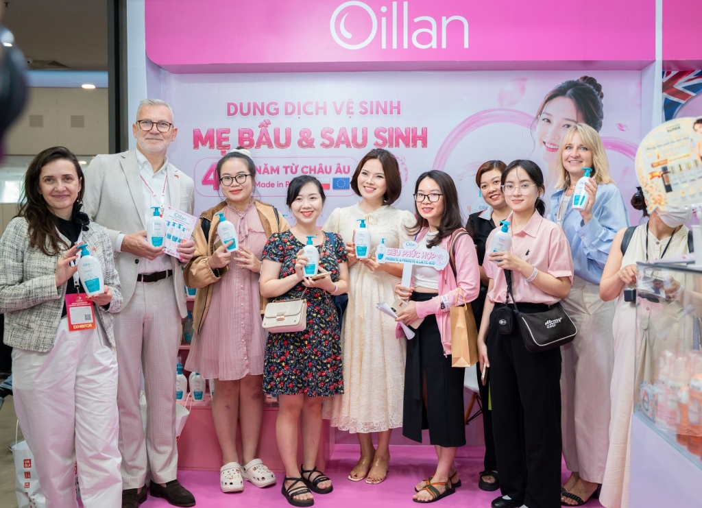 Oillan – Dung dịch vệ sinh mẹ và bé 45 năm từ châu Âu